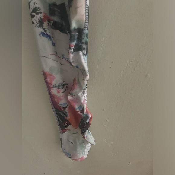 Lululemon Speed Tight III Luxtreme
Pigment Wave Leggings Black/Plum HTF RARE 6 - Picture 7 of 8